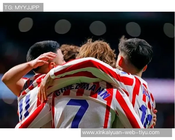 锁定胜局莱万特后场失误助攻格列兹曼轻松梅开二度