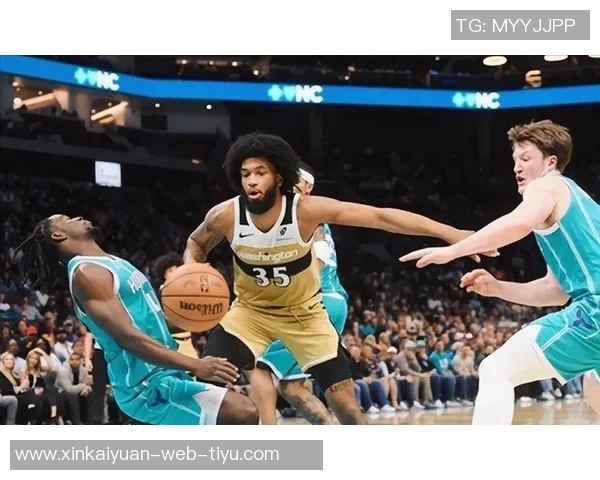 迪亚巴特场均37个前场篮板展现拼搏精神不惧对手人数全力争抢